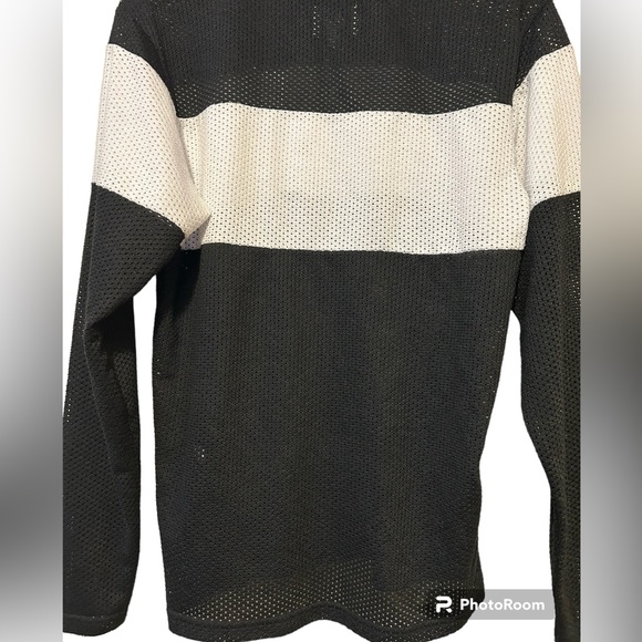 Oakley Mesh Long Sleeve Crewneck - Picture 4 of 4